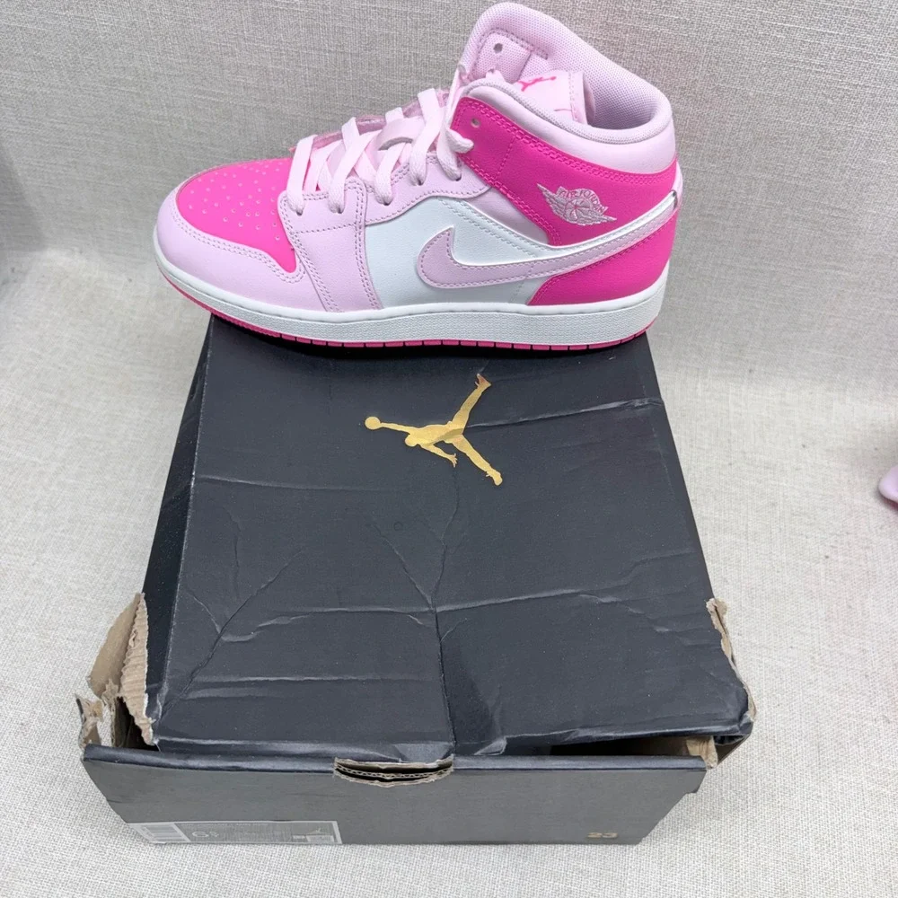 Air Jordan 1 Mid GS Pink Foam Hyper Pink DQ8423-661 Size 6.5Y New No Tags